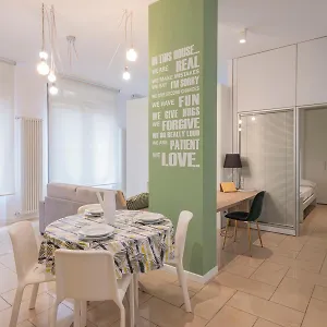 https://apt-youhosty-via-savona-70.it-lombardy.com